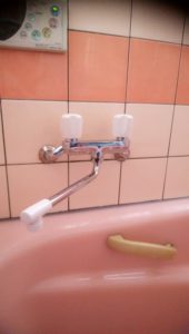 東村山市の住宅 浴室水栓の交換