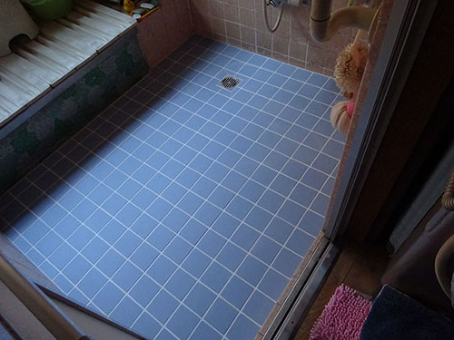 清瀬市　S邸　浴室床のタイル張り替え工事